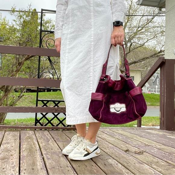 B. Makowsky leather & suede oxblood purse - Picture 9 of 9